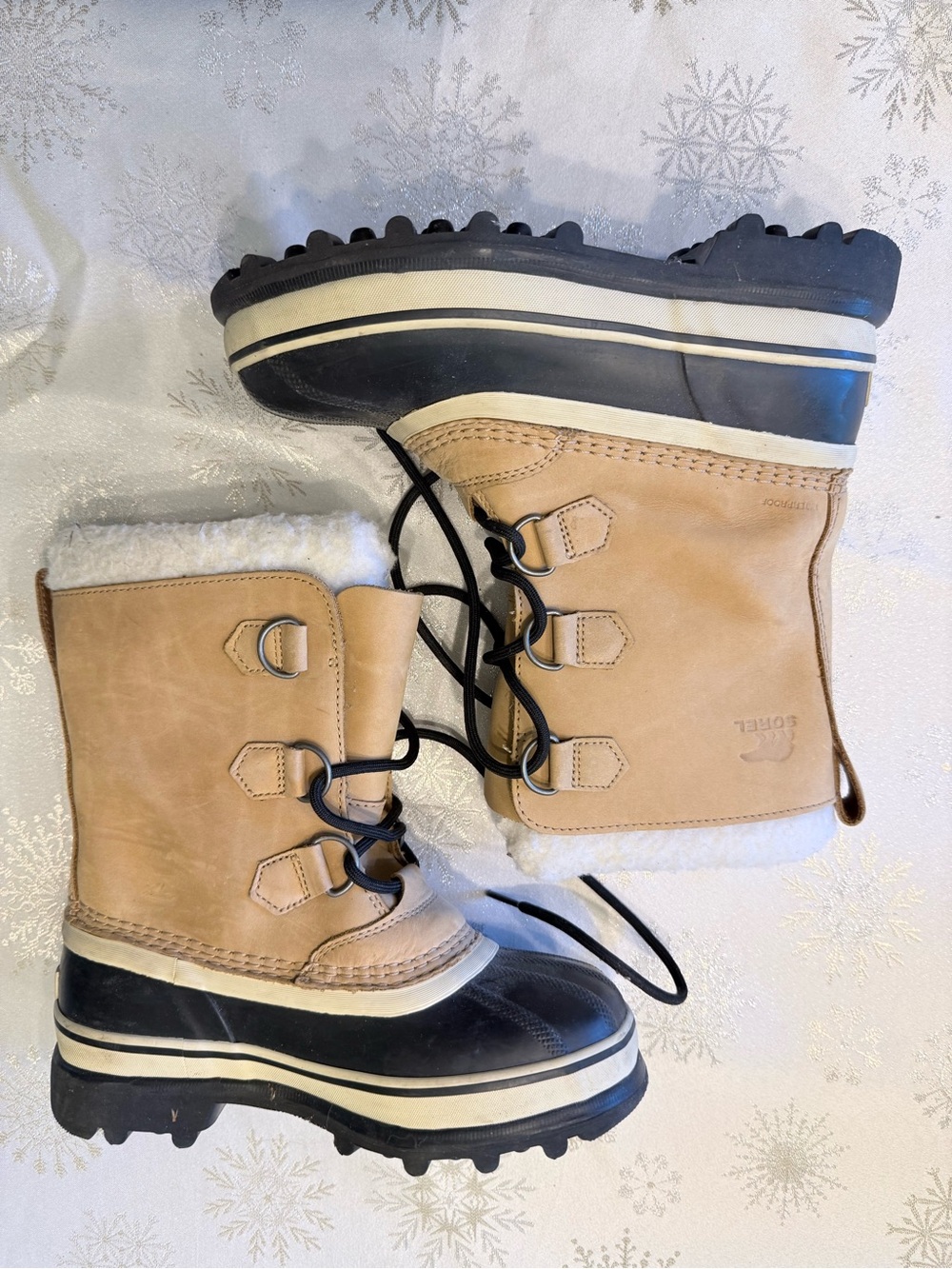 Sorel CARIBOU™ Youth Waterproof Warm Winter Boot Buff Leather Unisex size 4